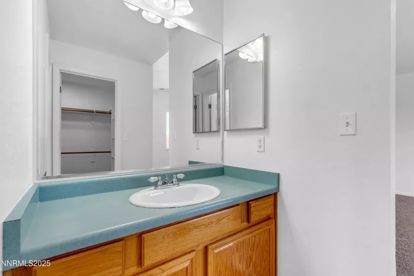 5643 Cranberry, Sun Valley, Nevada 89433, 4 Bedrooms Bedrooms, ,3 BathroomsBathrooms,Residential,Residential,Cranberry,250051636