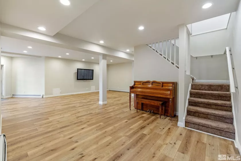 2nd Bathroom