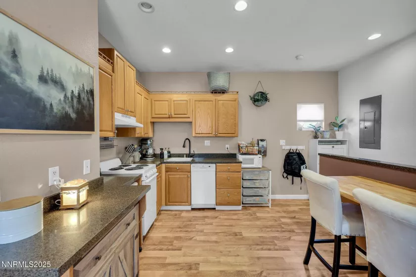 1236 Victorian Plaza, Sparks, Nevada 89431, 3 Bedrooms Bedrooms, ,3 BathroomsBathrooms,Residential,Residential,Victorian Plaza,250051658