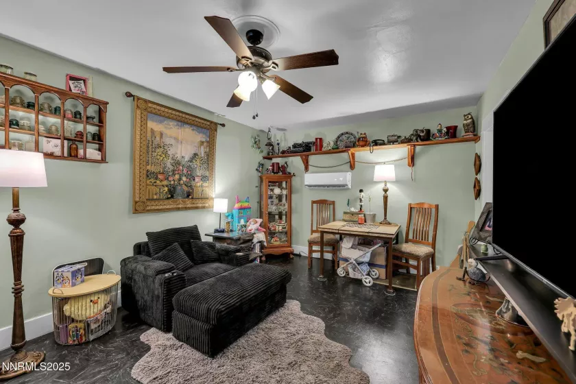 1236 Victorian Plaza, Sparks, Nevada 89431, 3 Bedrooms Bedrooms, ,3 BathroomsBathrooms,Residential,Residential,Victorian Plaza,250051658