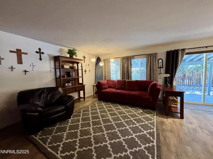 1175 La Cresta, Sparks, Nevada 89436, 4 Bedrooms Bedrooms, ,3 BathroomsBathrooms,Residential,Residential,La Cresta,250051676