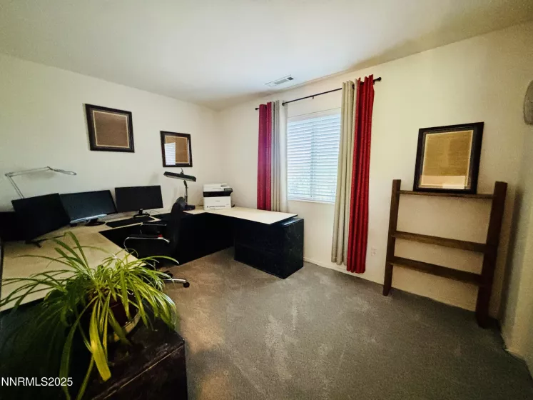 1175 La Cresta, Sparks, Nevada 89436, 4 Bedrooms Bedrooms, ,3 BathroomsBathrooms,Residential,Residential,La Cresta,250051676