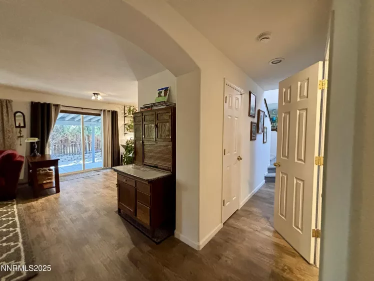 1175 La Cresta, Sparks, Nevada 89436, 4 Bedrooms Bedrooms, ,3 BathroomsBathrooms,Residential,Residential,La Cresta,250051676