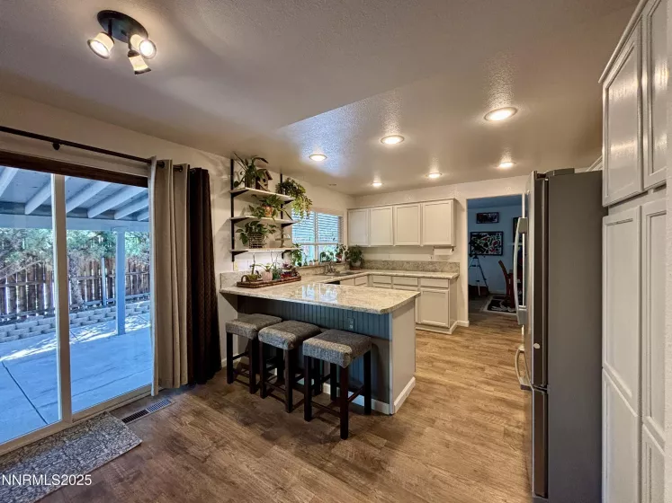 1175 La Cresta, Sparks, Nevada 89436, 4 Bedrooms Bedrooms, ,3 BathroomsBathrooms,Residential,Residential,La Cresta,250051676