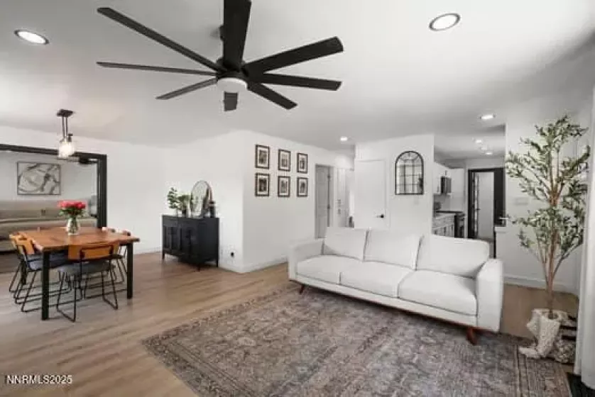 1203 Stanford, Sparks, Nevada 89431, 3 Bedrooms Bedrooms, ,2 BathroomsBathrooms,Residential,Residential,Stanford,250051677