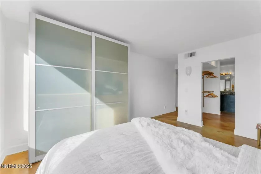 280 Island, Reno, Nevada 89501, 2 Bedrooms Bedrooms, ,2 BathroomsBathrooms,Residential,Residential,Island,250051680