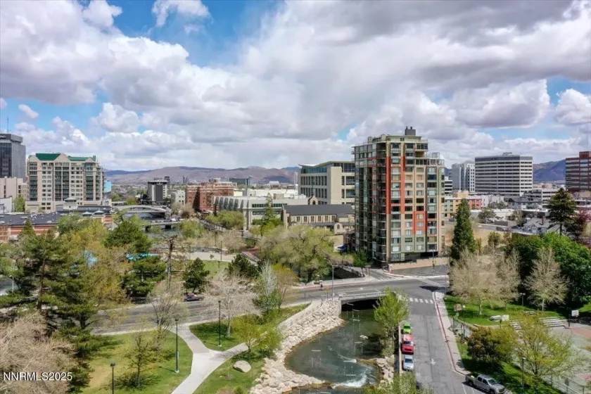 280 Island, Reno, Nevada 89501, 2 Bedrooms Bedrooms, ,2 BathroomsBathrooms,Residential,Residential,Island,250051680