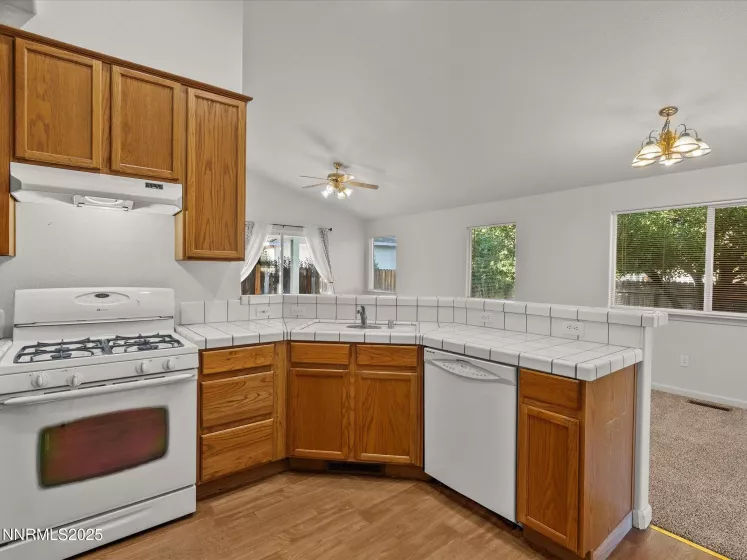 1448 Marion Russell, Gardnerville, Nevada 89410, 3 Bedrooms Bedrooms, ,2 BathroomsBathrooms,Residential,Residential,Marion Russell,250051683