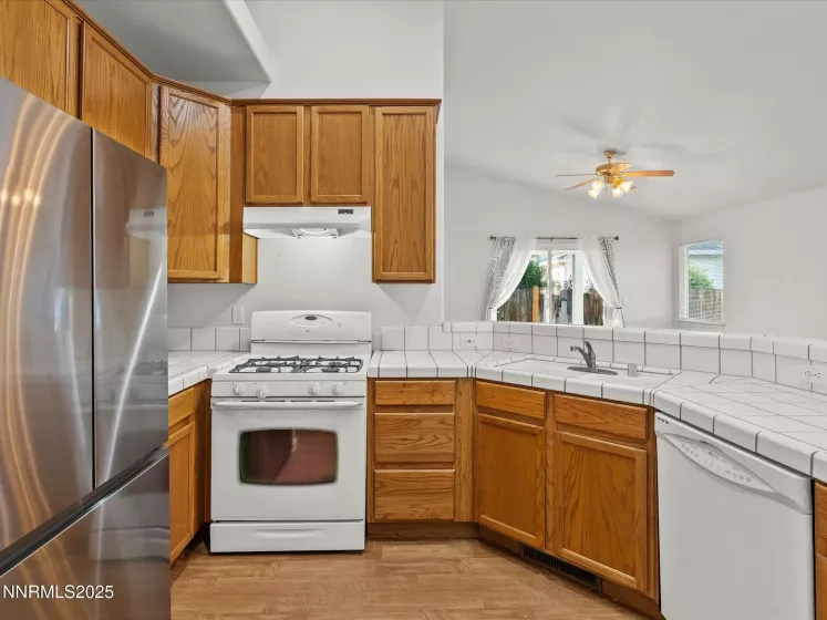 1448 Marion Russell, Gardnerville, Nevada 89410, 3 Bedrooms Bedrooms, ,2 BathroomsBathrooms,Residential,Residential,Marion Russell,250051683