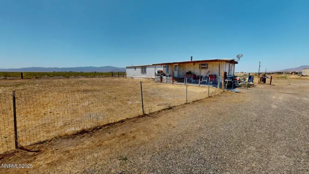 2745 Apache, Battle Mountain, Nevada 89820, 3 Bedrooms Bedrooms, ,2 BathroomsBathrooms,Residential,Residential,Apache,250051685