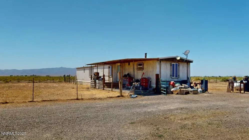 2745 Apache, Battle Mountain, Nevada 89820, 3 Bedrooms Bedrooms, ,2 BathroomsBathrooms,Residential,Residential,Apache,250051685