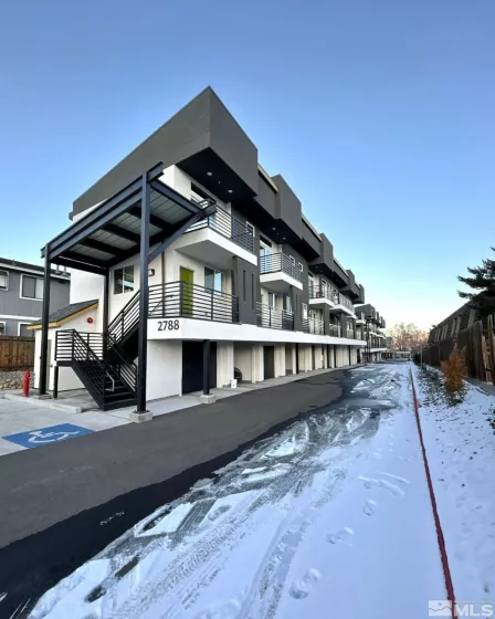 2788 Plumas, Reno, Nevada 89509, 1 Bedroom Bedrooms, ,2 BathroomsBathrooms,Residential Lease,Manufactured,Plumas,250001028