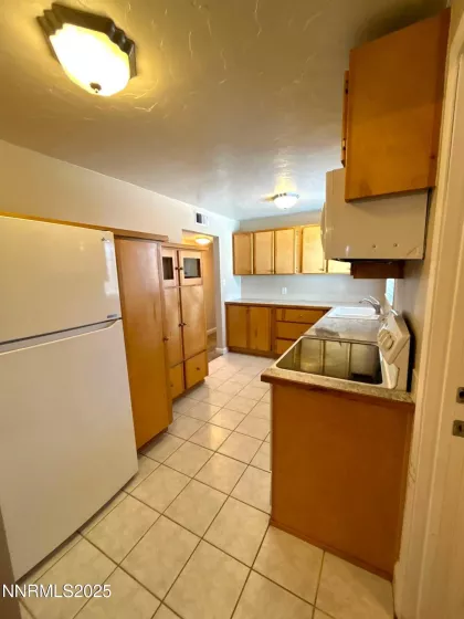 1675 Harvard, Reno, Nevada 89502, 3 Bedrooms Bedrooms, ,1 BathroomBathrooms,Residential Lease,Manufactured,Harvard,250051697