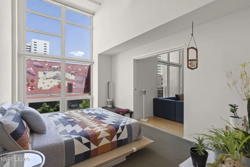 255 Sierra, Reno, Nevada 89501, 1 Bedroom Bedrooms, ,2 BathroomsBathrooms,Residential,Residential,Sierra,250051704