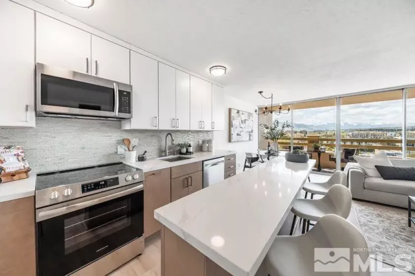 100 Arlington, Reno, Nevada 89501, 1 Bedroom Bedrooms, ,2 BathroomsBathrooms,Residential,Residential,Arlington,250005522