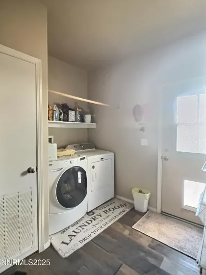 3913 Amber, Silver Springs, Nevada 89429, 4 Bedrooms Bedrooms, ,2 BathroomsBathrooms,Residential,Residential,Amber,250051706