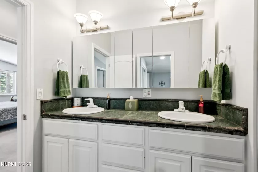 1064 Lucerne, Incline Village, Nevada 89451, 4 Bedrooms Bedrooms, ,3 BathroomsBathrooms,Residential,Residential,Lucerne,250051710