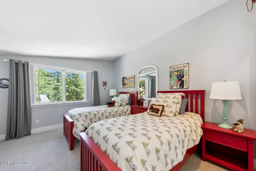 1064 Lucerne, Incline Village, Nevada 89451, 4 Bedrooms Bedrooms, ,3 BathroomsBathrooms,Residential,Residential,Lucerne,250051710