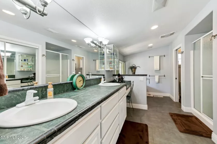 1064 Lucerne, Incline Village, Nevada 89451, 4 Bedrooms Bedrooms, ,3 BathroomsBathrooms,Residential,Residential,Lucerne,250051710
