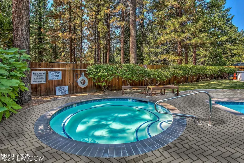 1064 Lucerne, Incline Village, Nevada 89451, 4 Bedrooms Bedrooms, ,3 BathroomsBathrooms,Residential,Residential,Lucerne,250051710