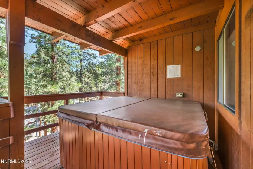 638 Martin, Zephyr Cove, Nevada 89448, 7 Bedrooms Bedrooms, ,6 BathroomsBathrooms,Residential,Residential,Martin,250051712
