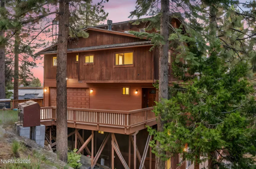 638 Martin, Zephyr Cove, Nevada 89448, 7 Bedrooms Bedrooms, ,6 BathroomsBathrooms,Residential,Residential,Martin,250051712