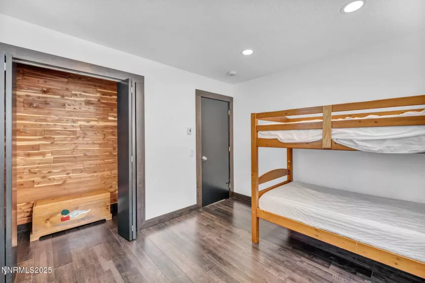 638 Martin, Zephyr Cove, Nevada 89448, 7 Bedrooms Bedrooms, ,6 BathroomsBathrooms,Residential,Residential,Martin,250051712