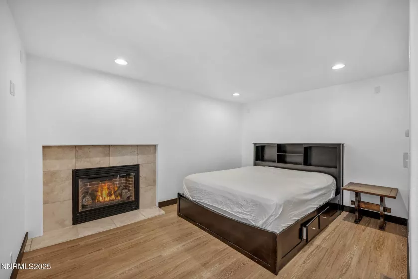 638 Martin, Zephyr Cove, Nevada 89448, 7 Bedrooms Bedrooms, ,6 BathroomsBathrooms,Residential,Residential,Martin,250051712