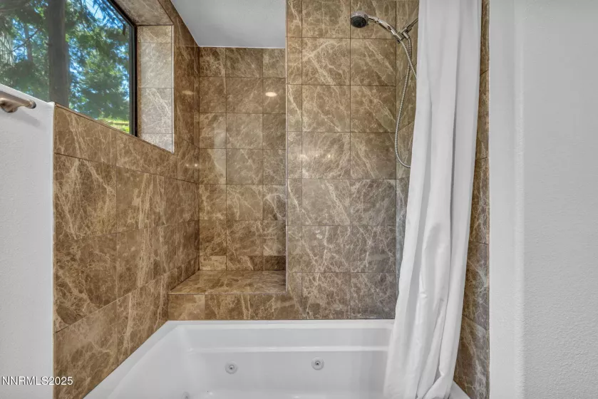 638 Martin, Zephyr Cove, Nevada 89448, 7 Bedrooms Bedrooms, ,6 BathroomsBathrooms,Residential,Residential,Martin,250051712