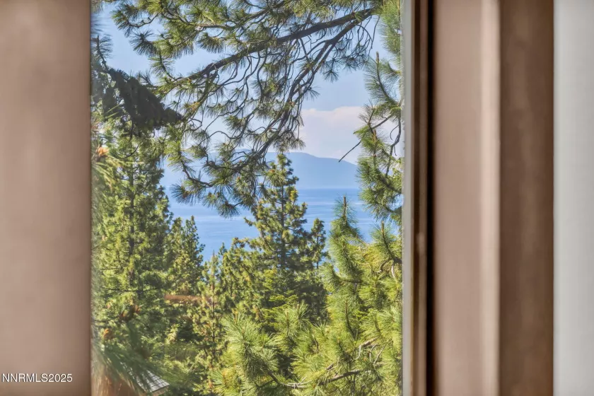 638 Martin, Zephyr Cove, Nevada 89448, 7 Bedrooms Bedrooms, ,6 BathroomsBathrooms,Residential,Residential,Martin,250051712