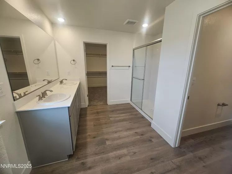 6198 Lazy Mdw, Sparks, Nevada 89436, 4 Bedrooms Bedrooms, ,3 BathroomsBathrooms,Residential Lease,Manufactured,Lazy Mdw,250051713