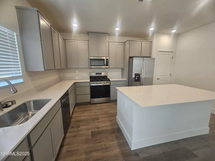 6198 Lazy Mdw, Sparks, Nevada 89436, 4 Bedrooms Bedrooms, ,3 BathroomsBathrooms,Residential Lease,Manufactured,Lazy Mdw,250051713