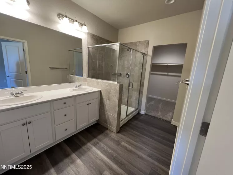 573 Country Hollow, Fernley, Nevada 89408, 3 Bedrooms Bedrooms, ,2 BathroomsBathrooms,Residential,Residential,Country Hollow,250051723