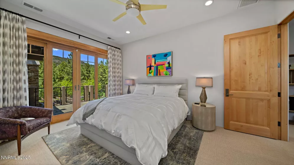 5825 Lausanne, Reno, Nevada 89511, 5 Bedrooms Bedrooms, ,8 BathroomsBathrooms,Residential,Residential,Lausanne,250051724