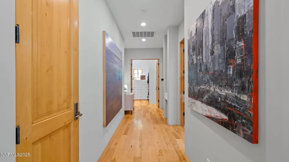 5825 Lausanne, Reno, Nevada 89511, 5 Bedrooms Bedrooms, ,8 BathroomsBathrooms,Residential,Residential,Lausanne,250051724