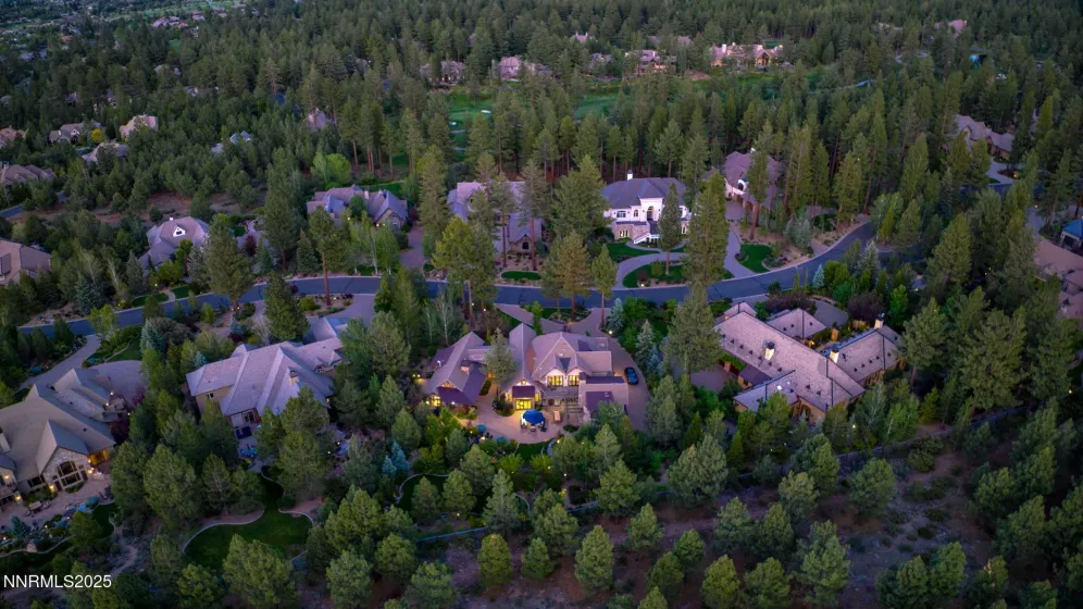 5825 Lausanne, Reno, Nevada 89511, 5 Bedrooms Bedrooms, ,8 BathroomsBathrooms,Residential,Residential,Lausanne,250051724