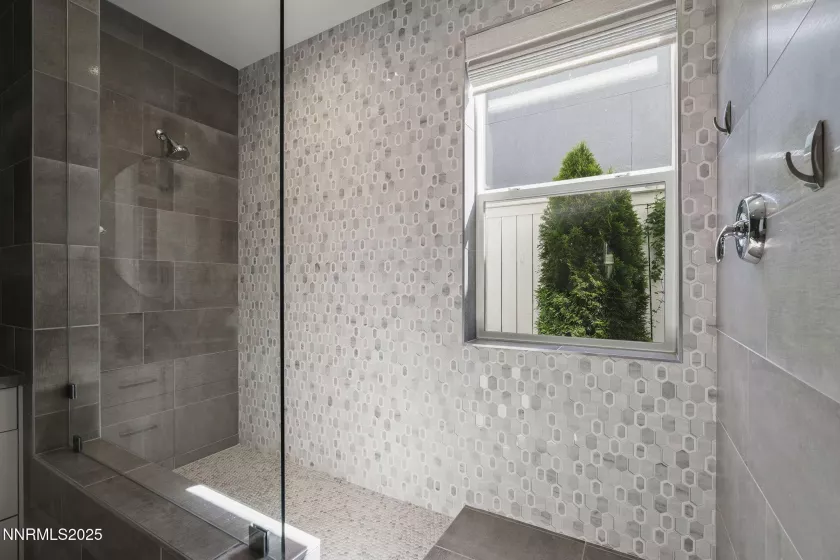 641 Braided Rope, Reno, Nevada 89511, 2 Bedrooms Bedrooms, ,3 BathroomsBathrooms,Residential,Residential,Braided Rope,250051727