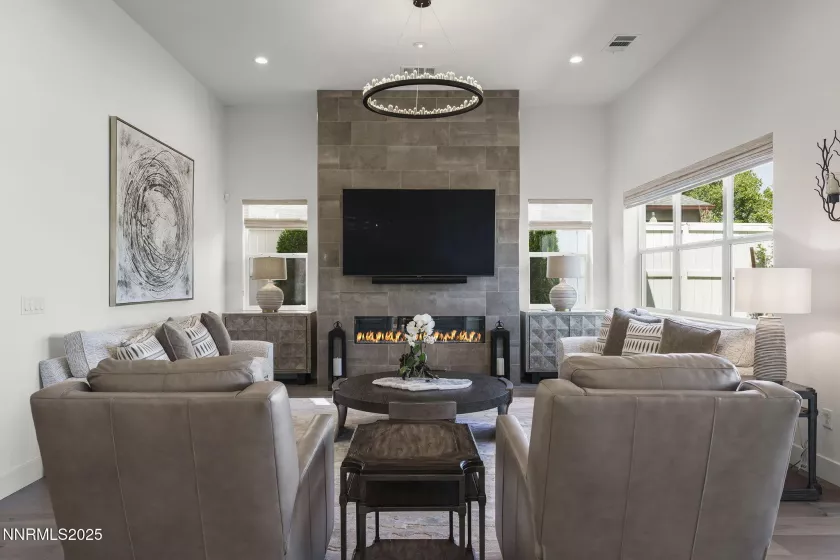 641 Braided Rope, Reno, Nevada 89511, 2 Bedrooms Bedrooms, ,3 BathroomsBathrooms,Residential,Residential,Braided Rope,250051727