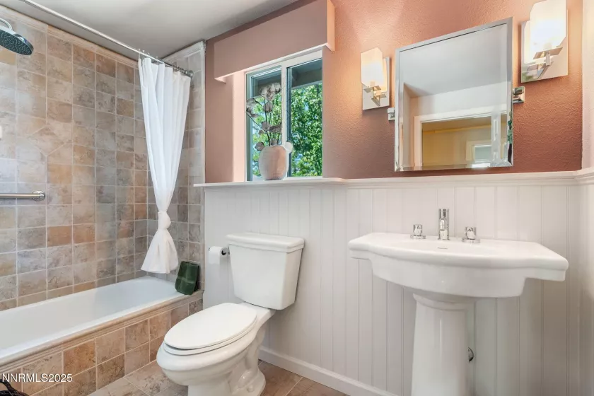 42 Amanda, Sparks, Nevada 89436, 3 Bedrooms Bedrooms, ,2 BathroomsBathrooms,Residential,Residential,Amanda,250051729