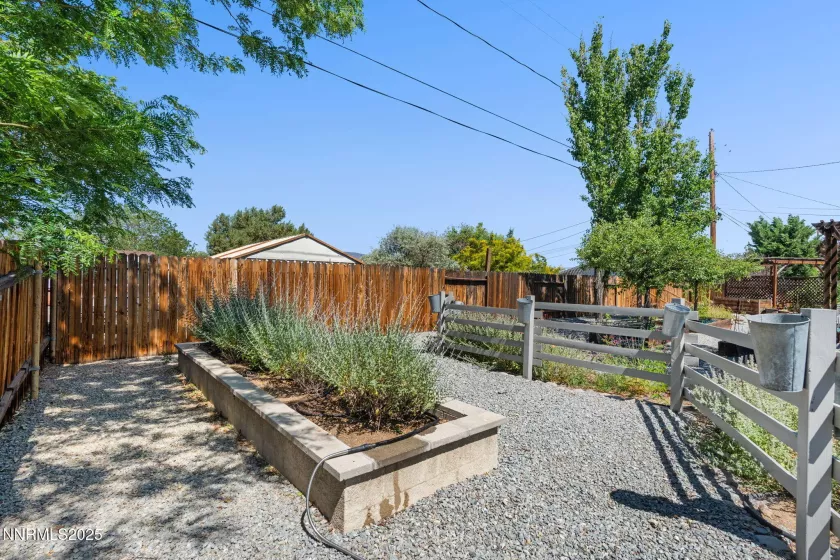 42 Amanda, Sparks, Nevada 89436, 3 Bedrooms Bedrooms, ,2 BathroomsBathrooms,Residential,Residential,Amanda,250051729