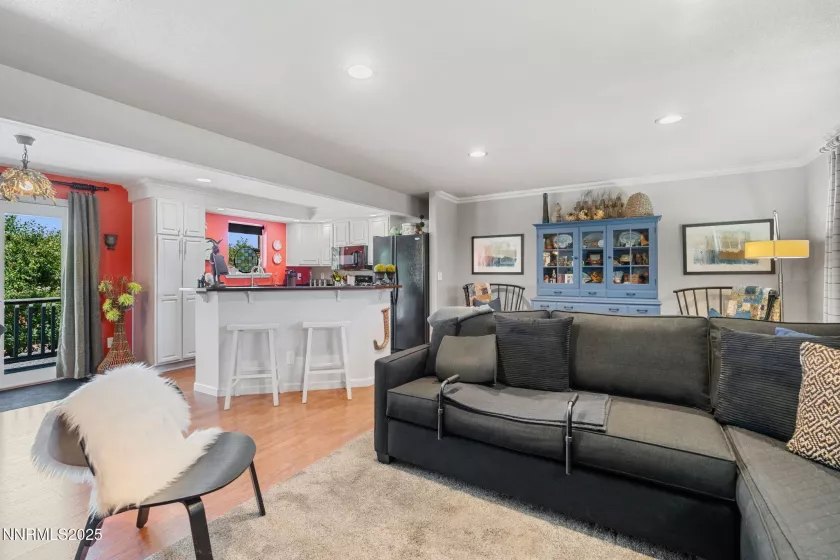 42 Amanda, Sparks, Nevada 89436, 3 Bedrooms Bedrooms, ,2 BathroomsBathrooms,Residential,Residential,Amanda,250051729