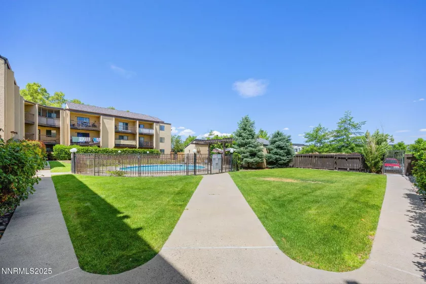 2450 Lymbery, Reno, Nevada 89509, ,1 BathroomBathrooms,Residential,Residential,Lymbery,250051731