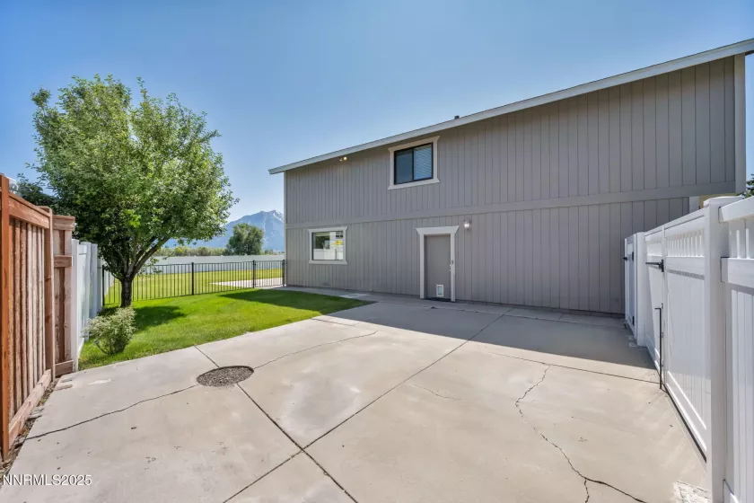 1663 Mackland, Minden, Nevada 89423, 4 Bedrooms Bedrooms, ,3 BathroomsBathrooms,Residential,Residential,Mackland,250051732