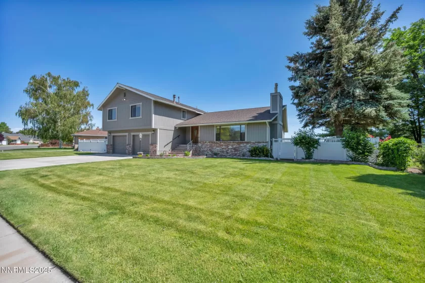 1663 Mackland, Minden, Nevada 89423, 4 Bedrooms Bedrooms, ,3 BathroomsBathrooms,Residential,Residential,Mackland,250051732