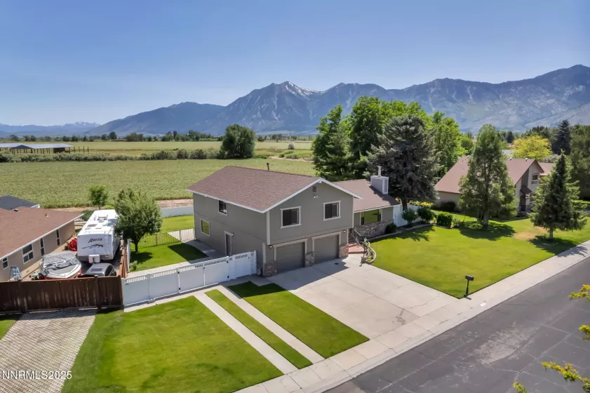 1663 Mackland, Minden, Nevada 89423, 4 Bedrooms Bedrooms, ,3 BathroomsBathrooms,Residential,Residential,Mackland,250051732