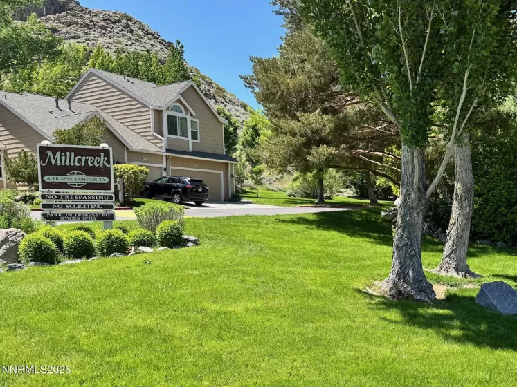 4066 SNOWSHOE, Reno, Nevada 89502, 2 Bedrooms Bedrooms, ,3 BathroomsBathrooms,Residential,Residential,SNOWSHOE,250051736
