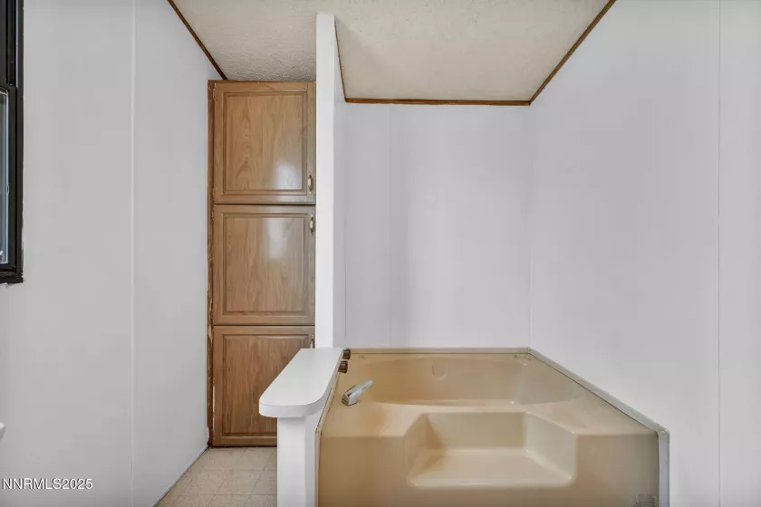 1155 Denise, Carson City, Nevada 89701, 3 Bedrooms Bedrooms, ,2 BathroomsBathrooms,Residential,Residential,Denise,250051739