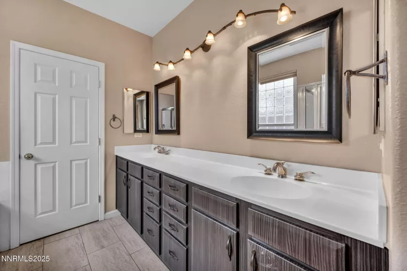 10559 Iron Point, Reno, Nevada 89521, 3 Bedrooms Bedrooms, ,2 BathroomsBathrooms,Residential,Residential,Iron Point,250051738