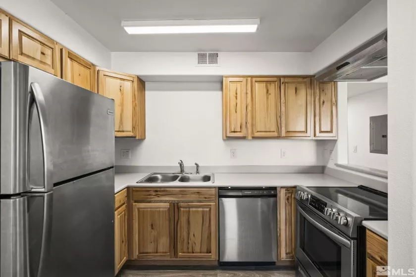 15 Gentry, Reno, Nevada 89502, ,Commercial Sale,Residential,Gentry,250002151