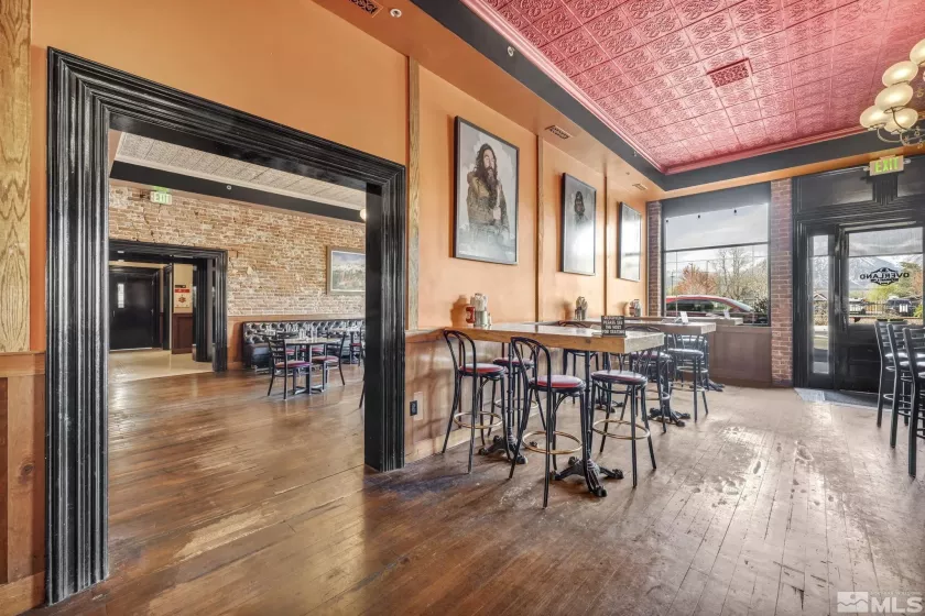 1453 HWY 395, Gardnerville, Nevada 89410, ,Commercial Sale,Residential,HWY 395,250005681